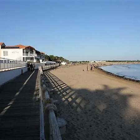Petit Duplex Centre-ville, Pres Plage, Terrasse, Parking, Animaux Acceptes - Fr-1-22-244 Prázdninový dům La Tranche-sur-Mer